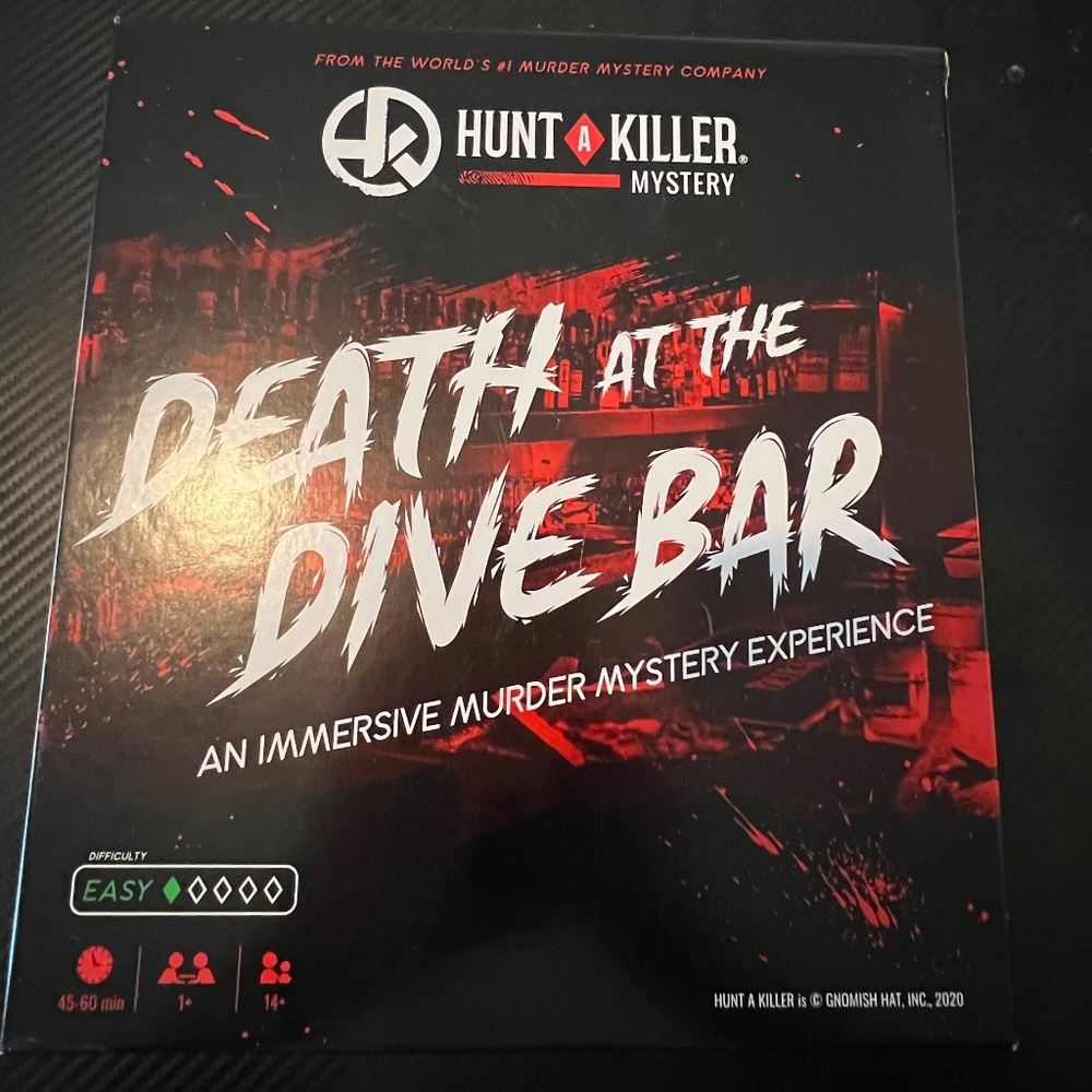'Hunt A Killer' Death at a Divebar Murder Mystery Game